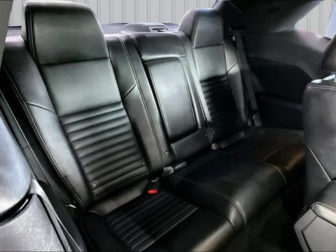 Used 2009 Dodge Challenger R/T RWD image 22