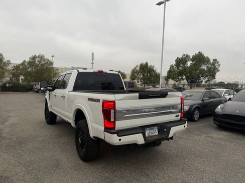 Used 2022 Ford F250 Platinum w/ Tremor Off-Road Package AWD/4WD image 4