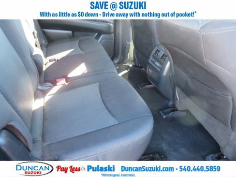 Used 2019 Nissan Pathfinder SV image 19