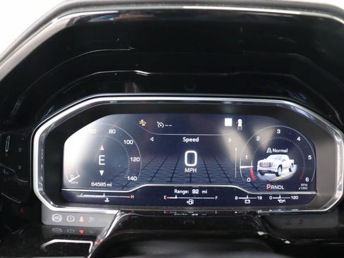 Used 2022 GMC Sierra 1500 SLE RWD image 10