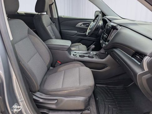 Used 2020 Chevrolet Traverse LS FWD image 8