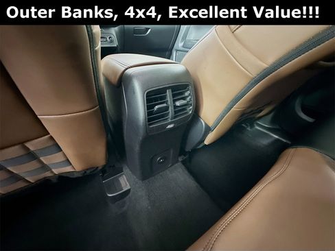 Used 2025 Ford Bronco Sport Outer Banks image 33