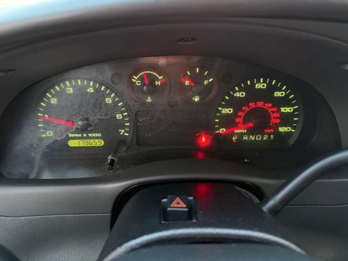 Used 2010 Ford Ranger XLT image 24