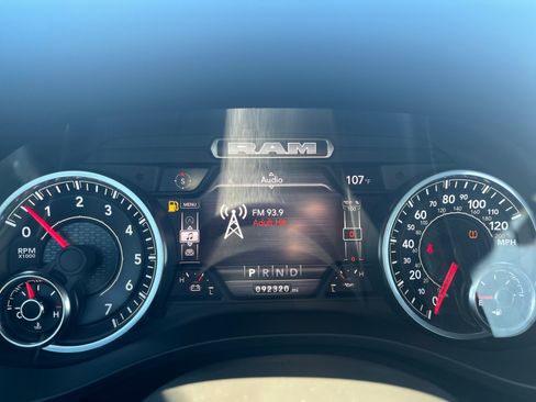 Used 2022 RAM 1500 Big Horn RWD image 18