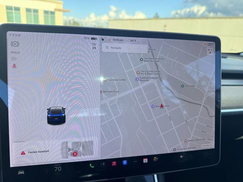 Used 2020 Tesla Model 3 Standard Range Plus image 30