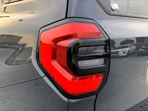 Used 2025 Toyota 4Runner TRD Off-Road Premium AWD/4WD image 26