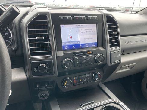 Used 2020 Ford F250 XLT w/ XLT Premium Package image 10