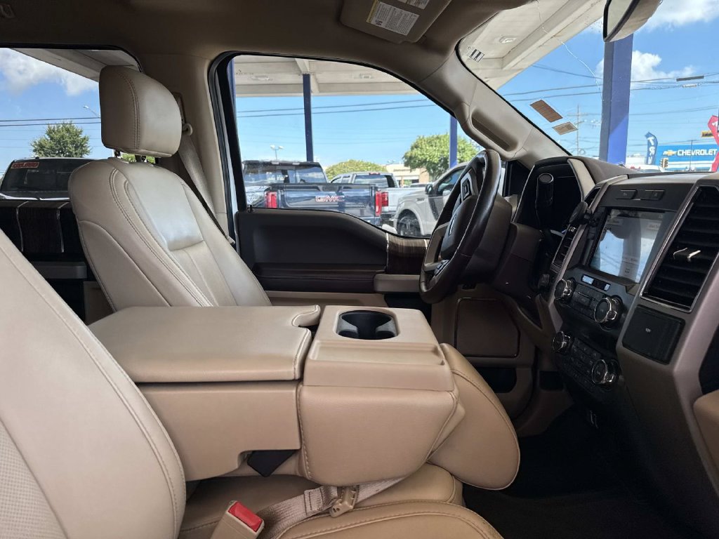 Used 2019 Ford F150 Lariat RWD image 12