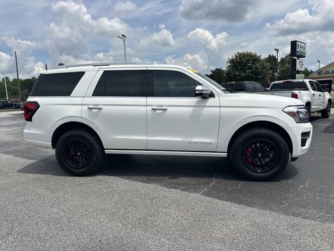 Used 2023 Ford Expedition Platinum AWD/4WD image 9