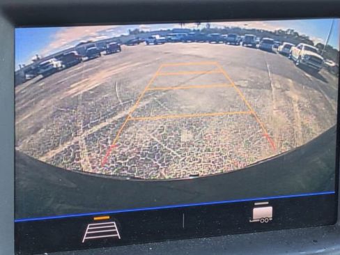 Used 2020 Chevrolet Silverado 1500 Custom w/ Custom Value Package image 24