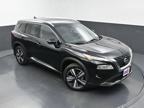 Used 2022 Nissan Rogue SL image 32