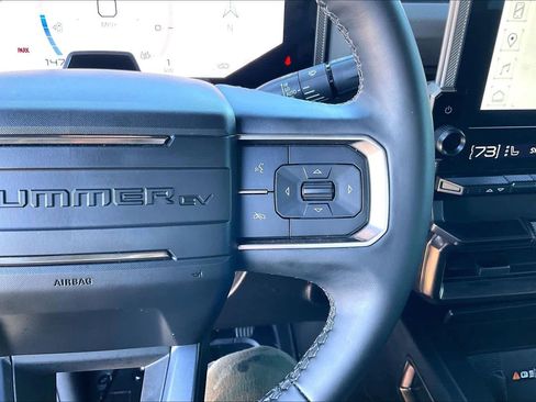 Used 2025 GMC Hummer EV 2X w/ LPO, Dark Essentials Package image 20