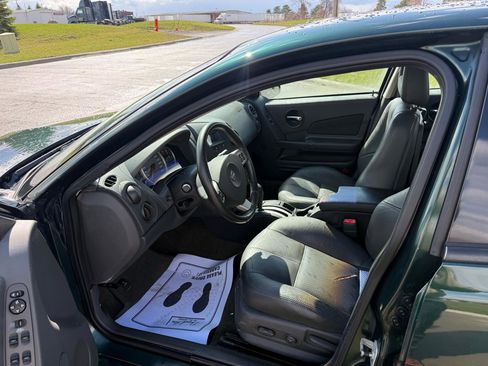 Used 2004 Pontiac Grand Prix GT2 w/ Leather Trim Pkg image 9