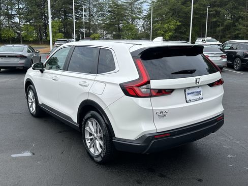 Used 2024 Honda CR-V EX-L image 8
