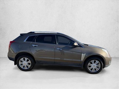Used 2016 Cadillac SRX Luxury w/ Driver Awareness Package image 4