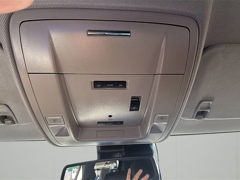 Used 2017 GMC Sierra 3500 Denali w/ Duramax Plus Package image 30