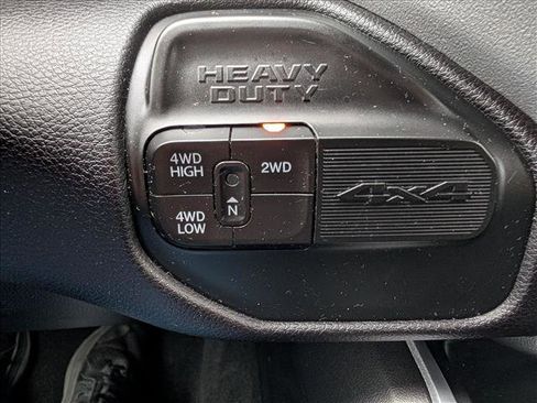 Used 2024 RAM 3500 Big Horn w/ Night Edition image 33