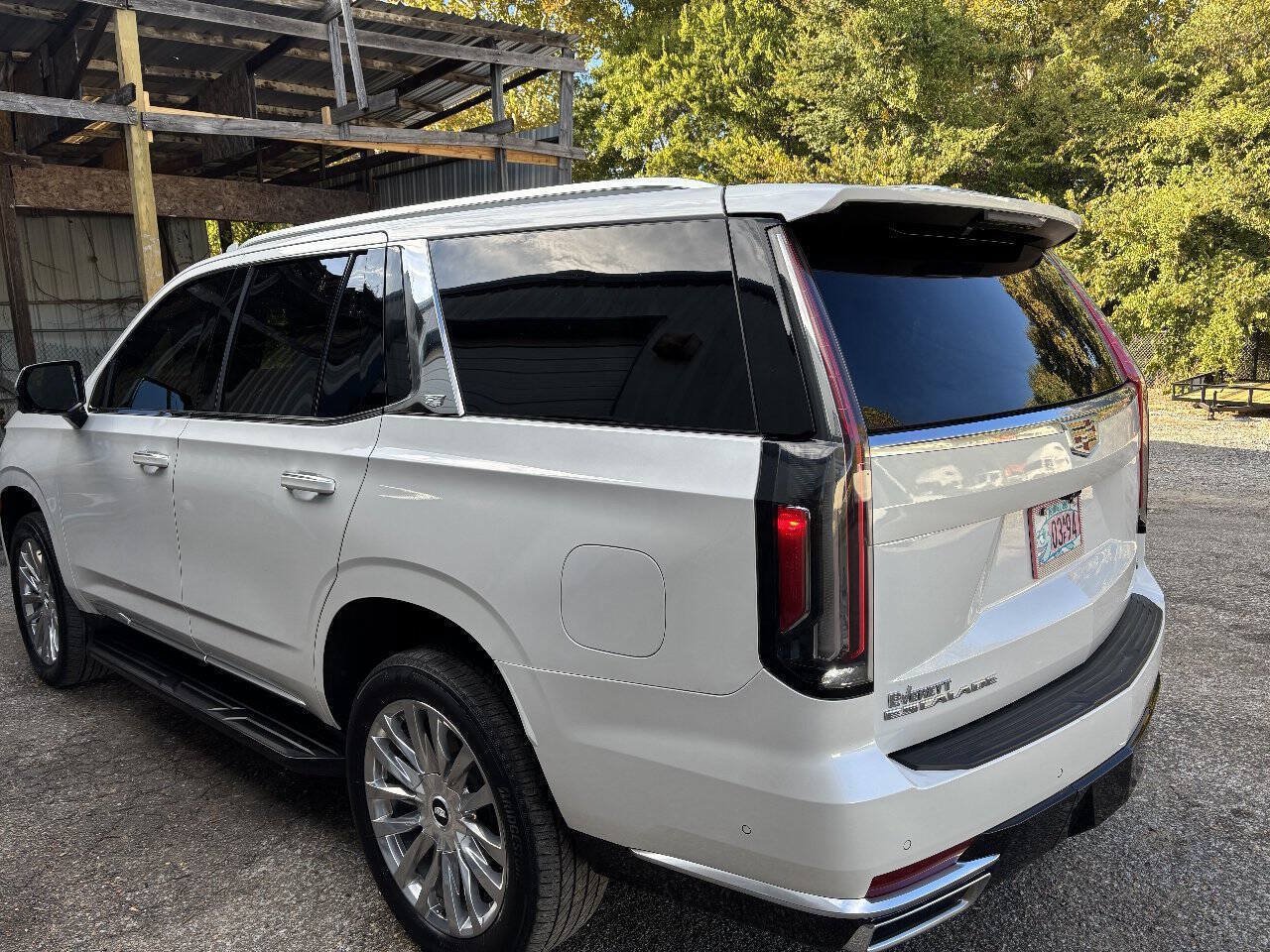 Used 2021 Cadillac Escalade Premium Luxury AWD/4WD image 7