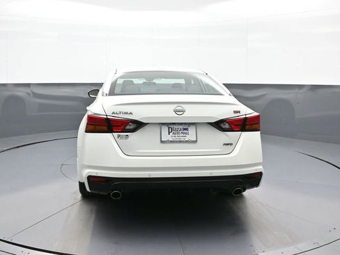 Used 2024 Nissan Altima 2.5 SR image 7