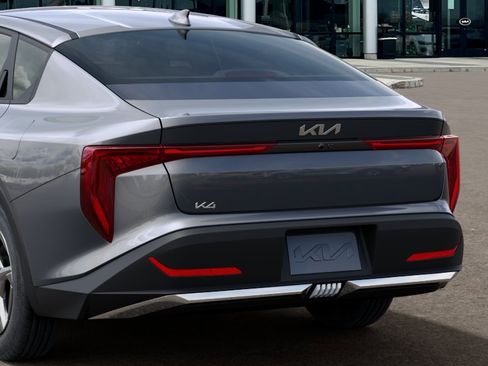 New 2026 Kia K4 FWD image 14