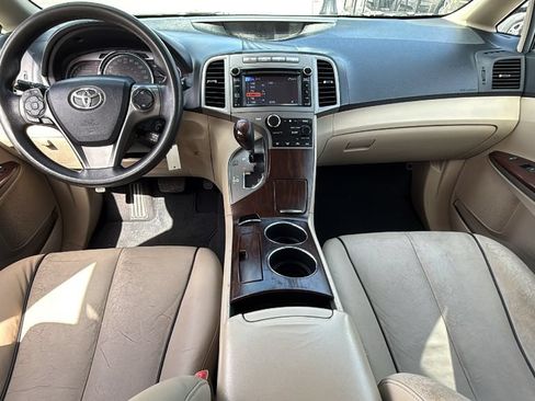 Used 2013 Toyota Venza LE FWD image 20