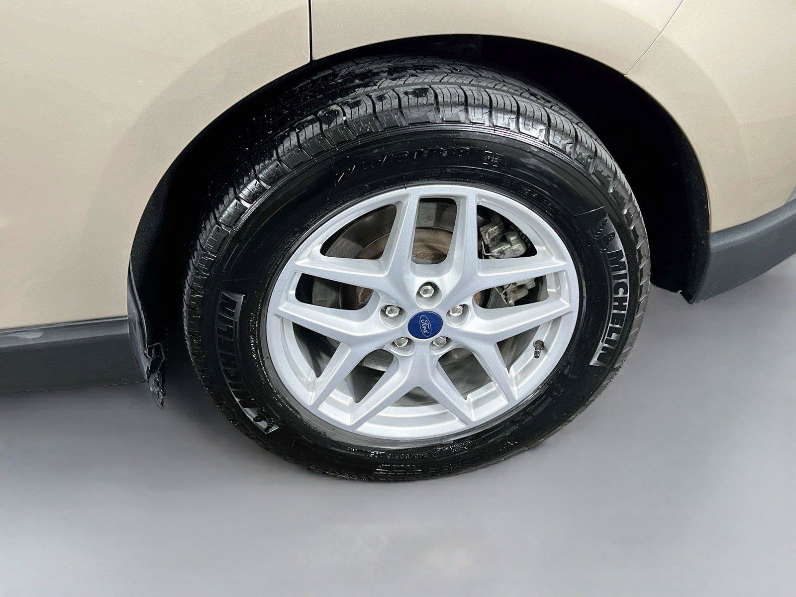 Used 2021 Ford Edge SEL w/ Convenience Package AWD/4WD image 32