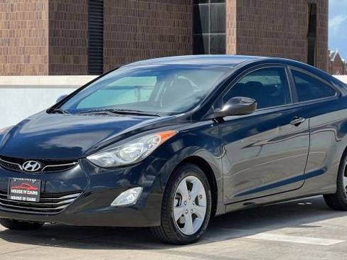 Used 2013 Hyundai Elantra image 3