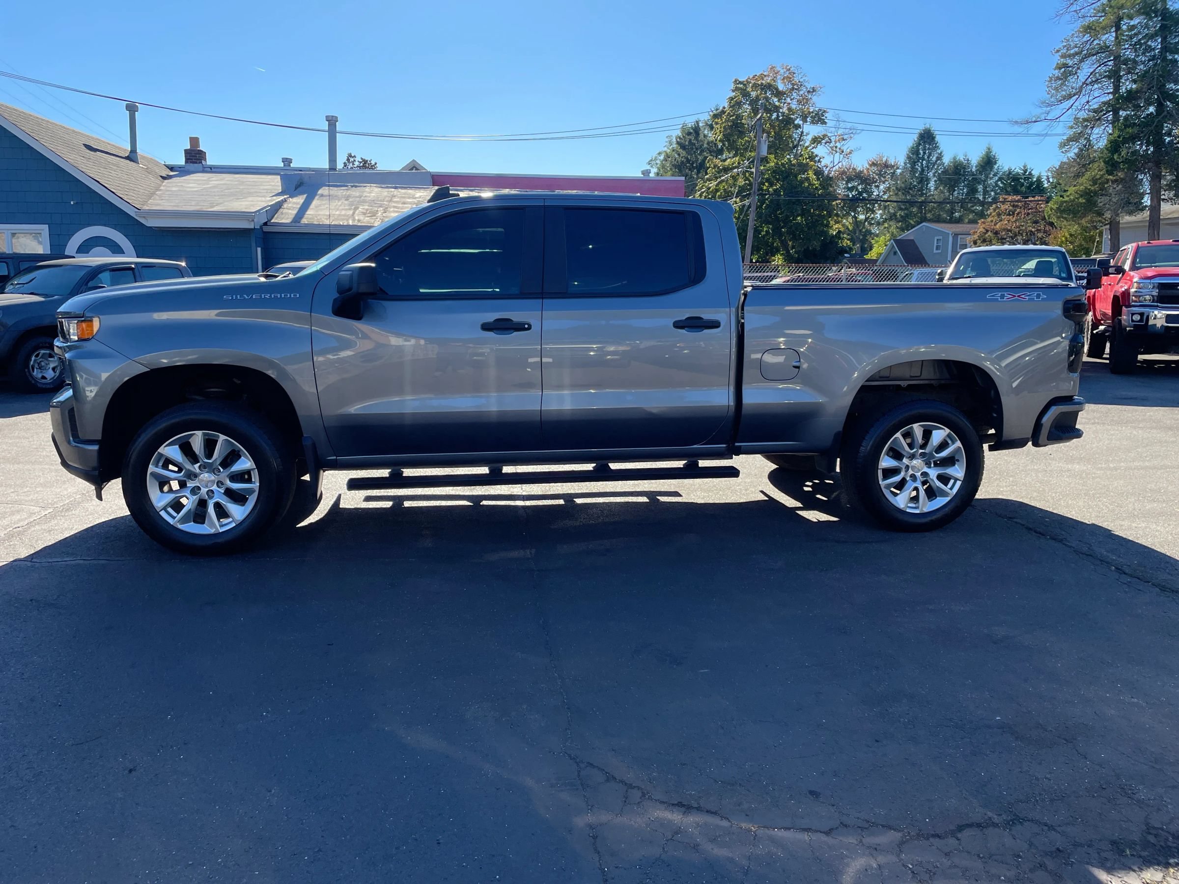 Used 2021 Chevrolet Silverado 1500 Custom AWD/4WD image 2