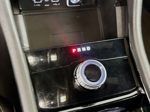 Used 2023 Jeep Grand Cherokee L Laredo image 24