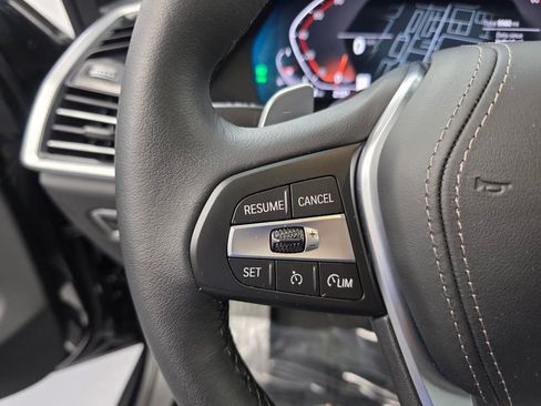 Used 2023 BMW X5 sDrive40i w/ Premium Package image 19