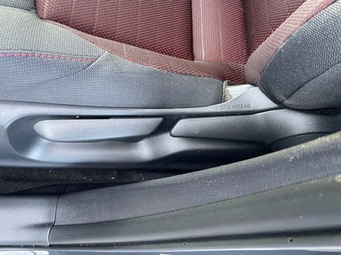 Used 2025 Toyota Corolla SE image 25