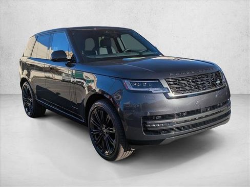 New 2025 Land Rover Range Rover SE image 7