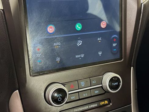Used 2021 Ford Edge SE FWD image 18
