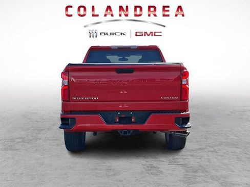 Used 2020 Chevrolet Silverado 1500 Custom w/ Custom Value Package AWD/4WD image 5
