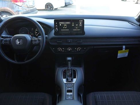 Certified 2026 Honda HR-V Sport image 10