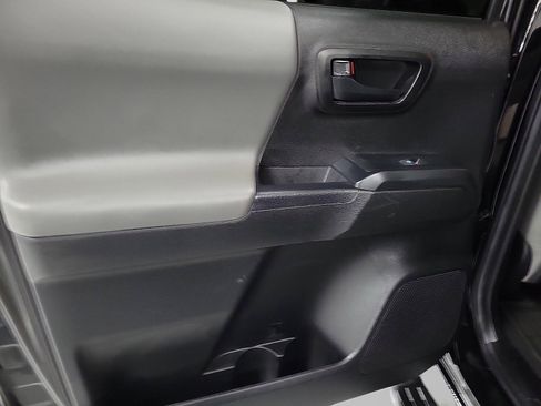 Certified 2022 Toyota Tacoma SR w/ SR Convenience Package RWD image 10