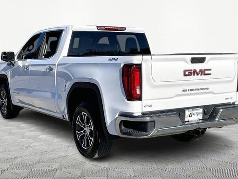 Used 2025 GMC Sierra 1500 SLT image 4