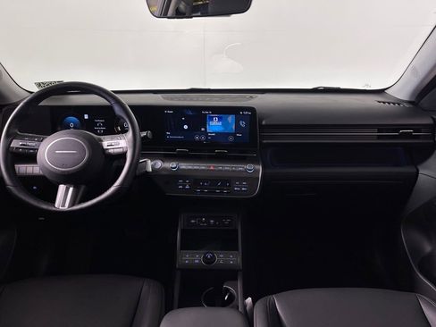 Certified 2025 Hyundai Kona Limited image 14