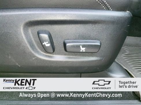 Used 2023 Toyota 4Runner Limited image 19