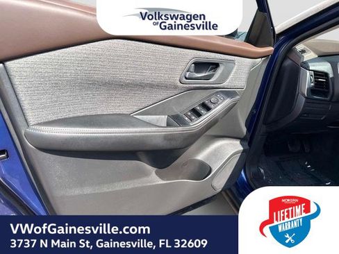 Used 2021 Nissan Rogue S AWD/4WD image 17