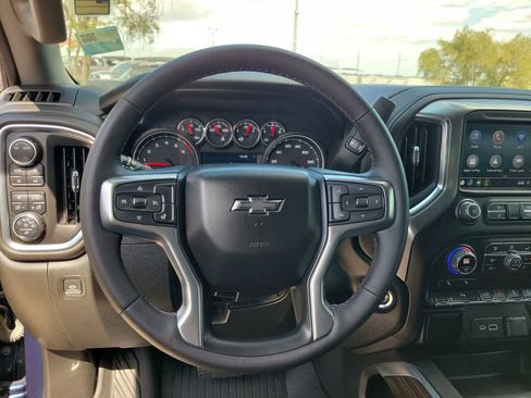 Used 2022 Chevrolet Silverado 1500 LT Trail Boss w/ Safety Package image 15