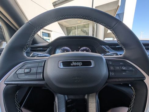 New 2026 Jeep Grand Cherokee L Limited image 23