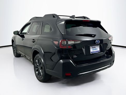 Used 2023 Subaru Outback Onyx Edition AWD/4WD image 7