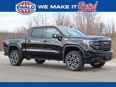 Used 2025 GMC Sierra 1500 AT4 w/ AT4 Preferred Package image 1
