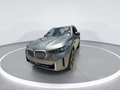 Used 2025 BMW X5 sDrive40i w/ Parking Assistance Package RWD image 4
