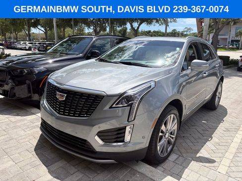 Used 2024 Cadillac XT5 Premium Luxury w/ Technology Package FWD image 3