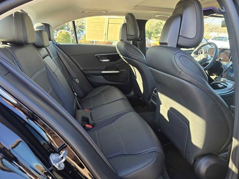 Used 2022 Mercedes-Benz C 300 Sedan image 13