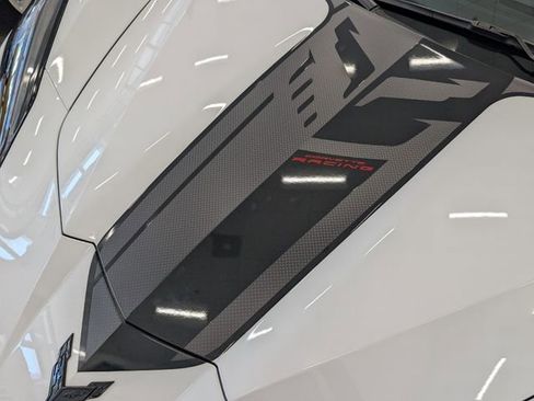 Used 2023 Chevrolet Corvette Stingray Premium Conv w/ Z51 Performance Package image 17