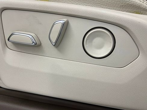 Used 2022 GMC Yukon Denali w/ Max Trailering Package image 27