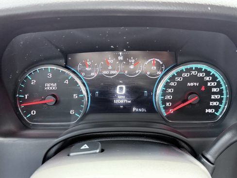 Used 2017 Chevrolet Suburban Premier AWD/4WD image 22